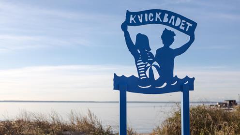Skylt från Kvickbadet