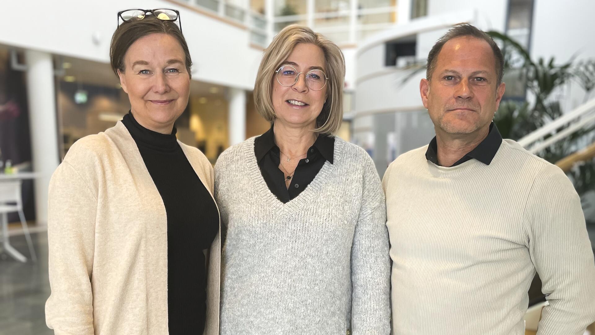 Mia Wahlstein, LiseLotte J Bate och Niclas Lövfelt. Lina Mellenius saknas på bilden.